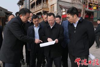 周振宇调研常德河街建设提质工作